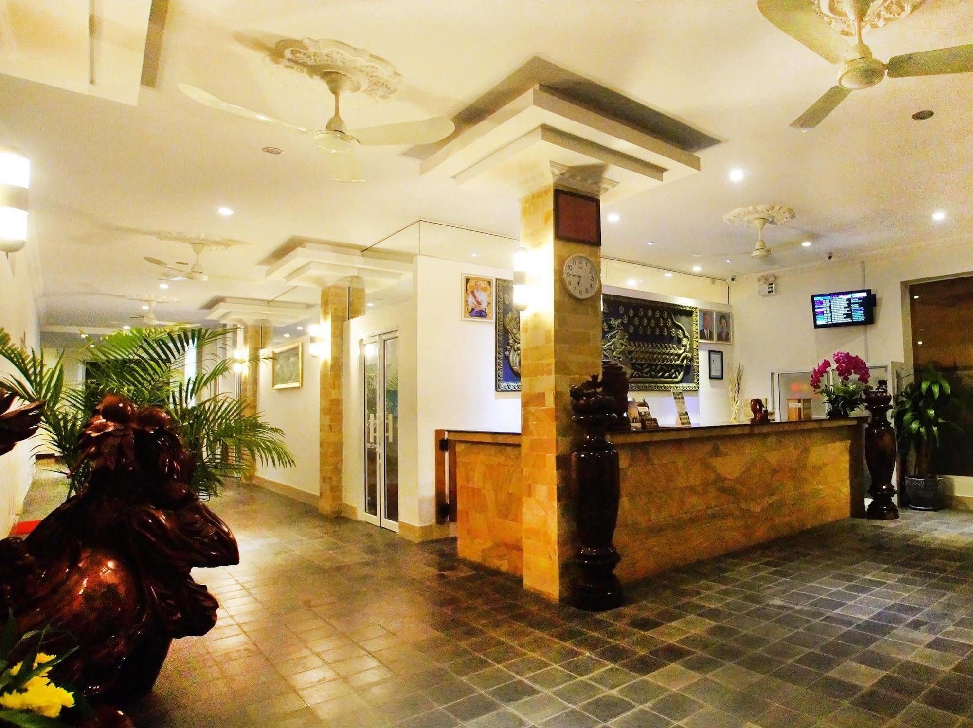 Hotel Paris Angkor Boutique Siem Reap Esterno foto