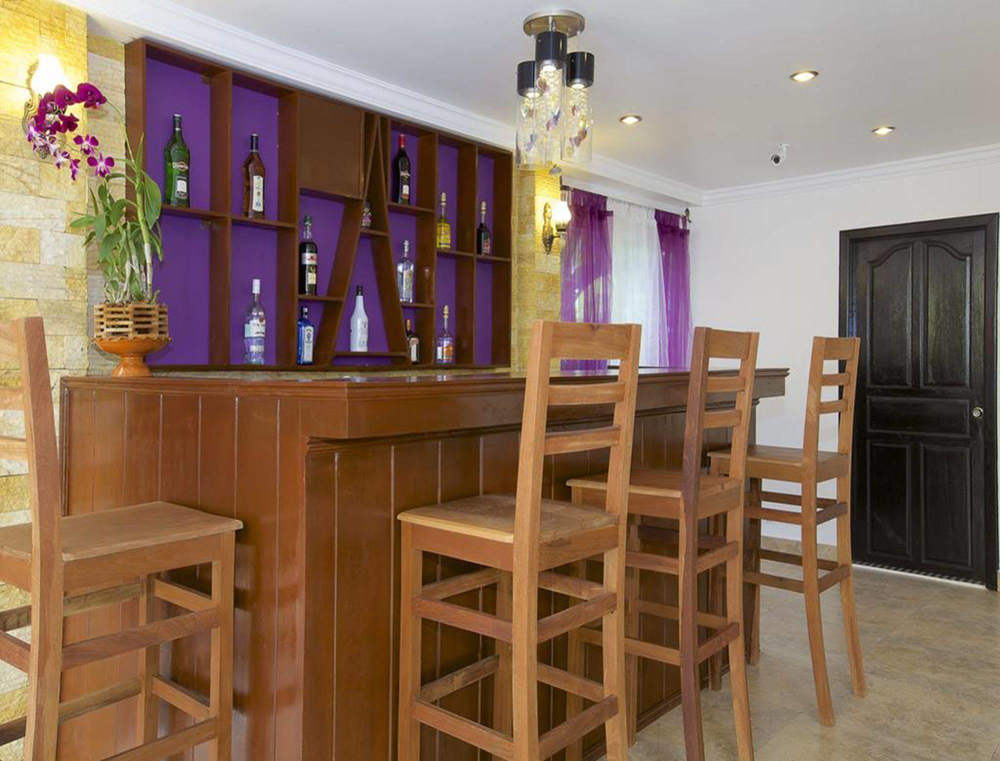 Hotel Paris Angkor Boutique Siem Reap Esterno foto